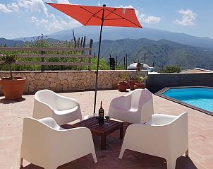 Guest house 09436301 • Holiday property Sicily • Vakantiehuisje in Motta Camastra 