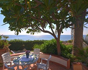 Guest house 0948605 • Holiday property Sicily • Vakantiehuis Tanah-Lot 