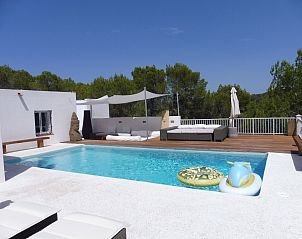 Guest house 095111296 • Holiday property Ibiza • Casa Loma 