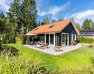 Guest house 170104 • Holiday property Midden Drenthe • De N8UIL met Finse barrelsauna lastminute